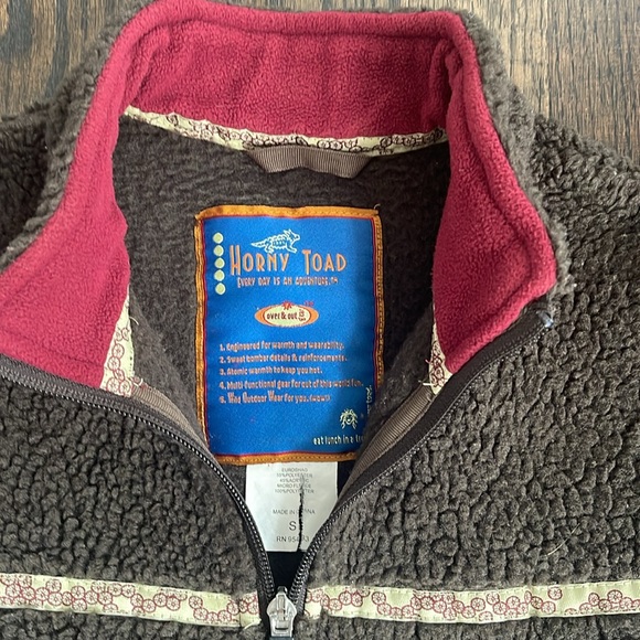 Horny Toad fleece vest - Picture 2 of 6